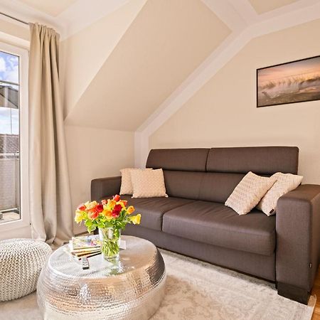 Wohlfuehl-Apartment Irisbluete Mit Privatstrand フリードリヒスハーフェン エクステリア 写真