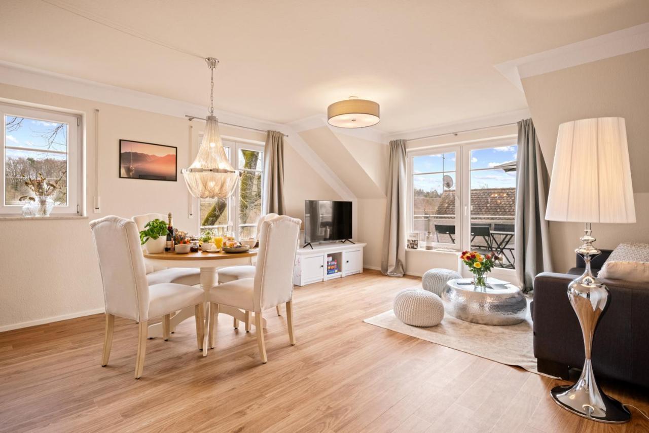Wohlfuehl-Apartment Irisbluete Mit Privatstrand フリードリヒスハーフェン エクステリア 写真